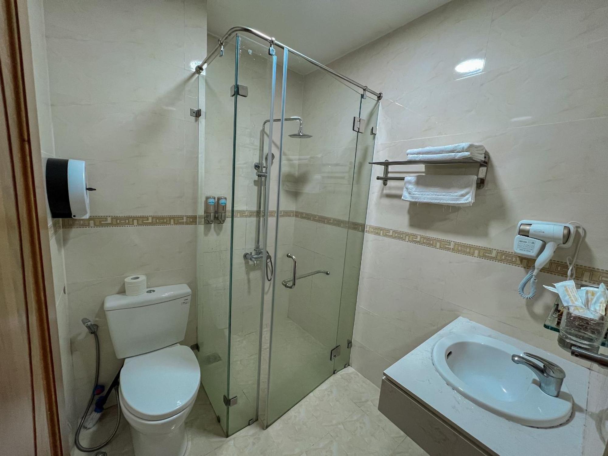 Khach San Doan 198 Da Lat Hotell Khu Chi Lăng Exteriör bild