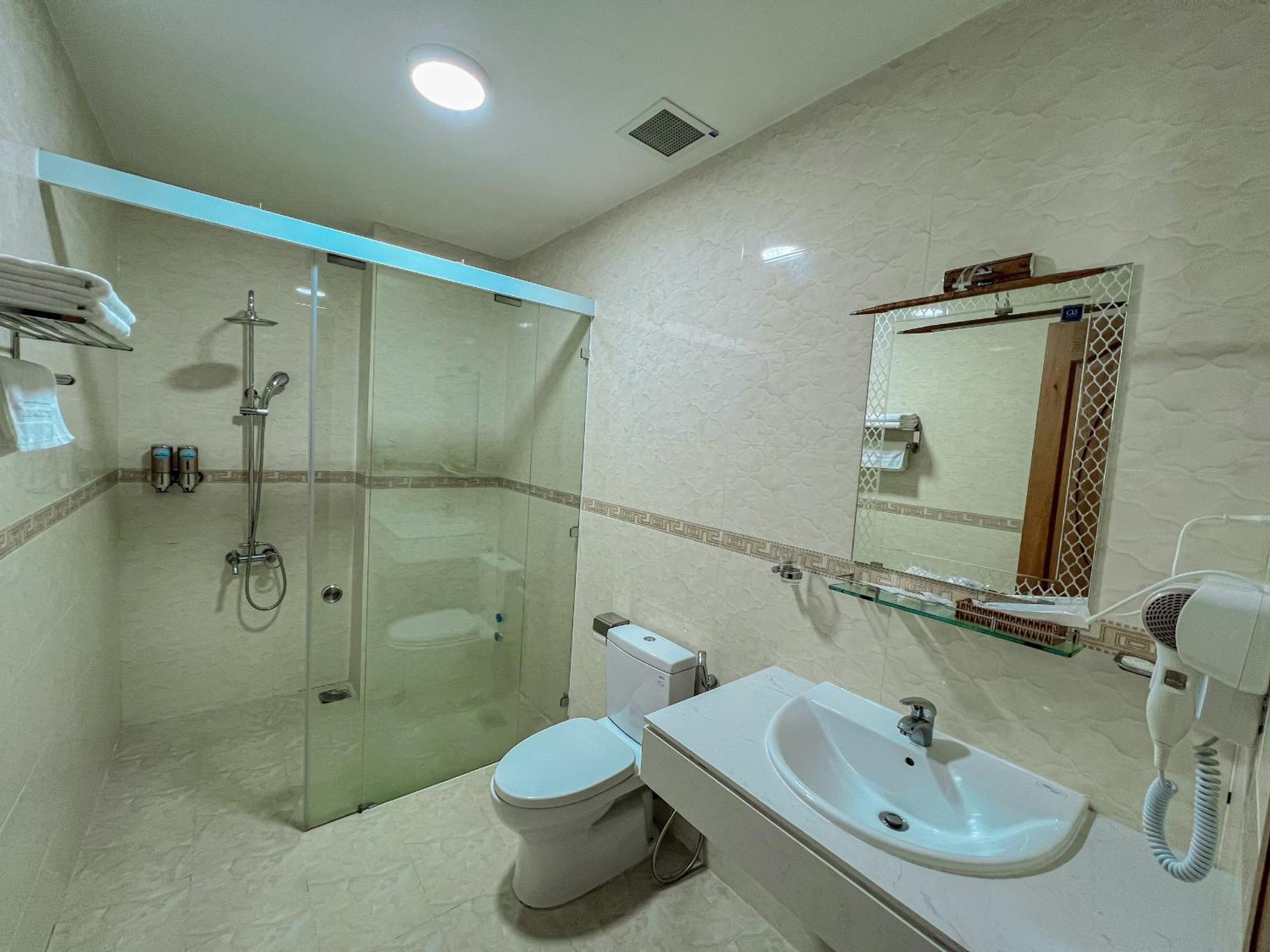 Khach San Doan 198 Da Lat Hotell Khu Chi Lăng Exteriör bild